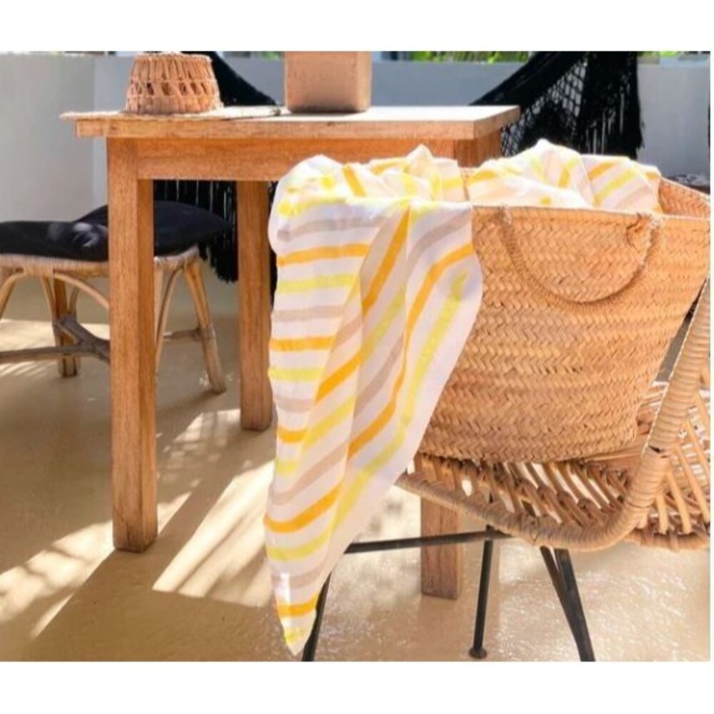 Las Bayadas  Veronica Beard  La Alma Towel  Yelllow Combo   Beach Towel  NWT $46